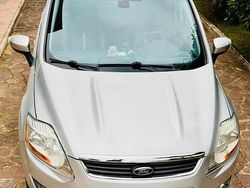 Grigio Usata 2009 Ford Kuga SUV | 5000 €