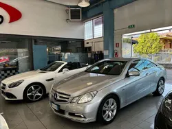 Argento Usata 2009 Mercedes E250 Avantgarde Coupé | 13.850 € (Buon prezzo)