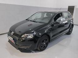 Nero Usata 2014 VW Polo Comfortline Tre volumi | 6300 € (Buon prezzo)