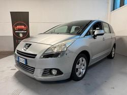 Argento Usata 2010 Peugeot 5008 Monovolume | 2750 € (Super prezzo)