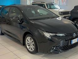 Nero Usata 2023 Toyota Corolla Active Tre volumi | 23.990 € (Molto cara)