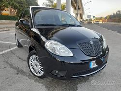 Nero Usata 2010 Lancia Ypsilon Due volumi | 3490 € (Buon prezzo)