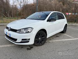 Bianco Usata 2016 VW Golf VII Tre volumi | 13.000 € (Molto cara)