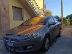 Usata 2010 Fiat Bravo Emotion Due volumi | 1900 € (Buon prezzo)