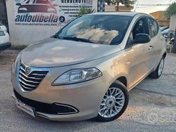 Grigio Usata 2014 Lancia Ypsilon Gold Due volumi | 6999 € (Buon prezzo)