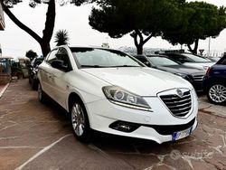 Bianco Usata 2012 Lancia Delta Gold Due volumi | 3900 € (Buon prezzo)