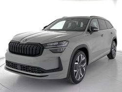 Grigio pastello Nuova 2025 Skoda Kodiaq SportLine SUV | 41.800 € (Ottimo prezzo)