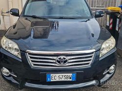 Nero Usata 2010 Toyota RAV4 SUV | 7000 € (Cara)
