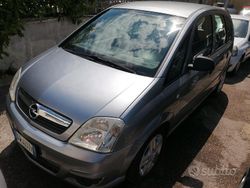 Grigio Usata 2009 Opel Meriva Club Monovolume | 2490 € (Buon prezzo)