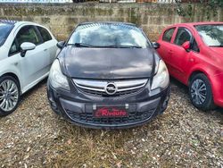 Nero(met.) Usata 2014 Opel Corsa Tre volumi | 5900 € (Molto cara)