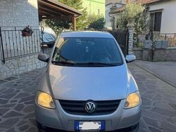 Grigio Usata 2010 VW Fox Due volumi | 2300 €