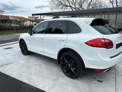 Usata 2014 Porsche Cayenne Platinum Edition SUV | 29.000 € (Buon prezzo)