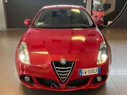 Rosso Usata 2014 Alfa Romeo Giulietta Distinctive Tre volumi | 6990 € (Super prezzo)