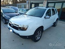 Bianco Usata 2013 Dacia Duster Lauréate Station wagon | 8500 € (Buon prezzo)