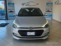 Grigio Usata 2015 Hyundai i20 Style Tre volumi | 5500 € (Buon prezzo)