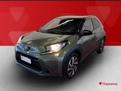 Cardamon green black Usata 2023 Toyota Aygo Trend Due volumi | 15.490 € (Buon prezzo)