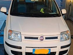Bianco Usata 2011 Fiat Panda Active Tre volumi | 5350 € (Buon prezzo)