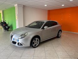 Grigio Usata 2014 Alfa Romeo Giulietta Exclusive Due volumi | 7200 € (Ottimo prezzo)