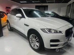 Usata 2017 Jaguar F-Pace Pure SUV | 17.000 € (Buon prezzo)