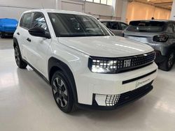 Bianco gelato Nuova 2025 Fiat Grande Panda Icon Due volumi | 20.490 € (Buon prezzo)