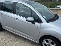 Grigio Usata 2015 Citroën C3 Due volumi | 8000 € (Buon prezzo)