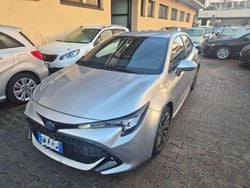 Grigio Usata 2022 Toyota Corolla Business Edition Tre volumi | 20.900 € (Buon prezzo)