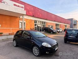 Nero Usata 2007 Fiat Grande Punto Sport Due volumi | 2900 € (Cara)