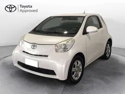 Bianco Usata 2010 Toyota iQ Due volumi | 6900 € (Buon prezzo)