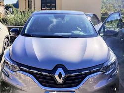 Grigio Usata 2023 Renault Captur Techno SUV | 19.400 € (Buon prezzo)