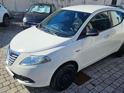 Bianco Usata 2013 Lancia Ypsilon Due volumi | 8000 € (Molto cara)