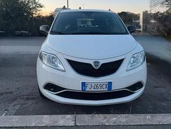 Bianco Usata 2017 Lancia Ypsilon Due volumi | 7700 €