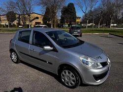 Argento Usata 2008 Renault Clio II Tre volumi | 2400 € (Buon prezzo)
