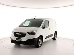 Bianco Usata 2021 Opel Combo Edition Monovolume | 14.900 €