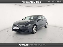 Grigio Usata 2020 VW Golf Life Tre volumi | 16.470 € (Buon prezzo)