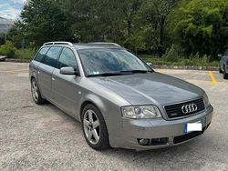 Grigio Usata 2004 Audi A6 Station wagon | 700 €