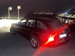 Blu Usata 2005 Mercedes C220 Tre volumi | 5000 €