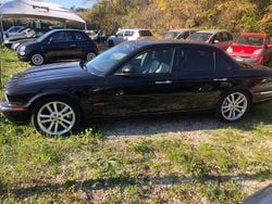 Nero Usata 2003 Jaguar XJR Tre volumi | 21.000 €