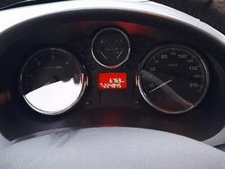 Bianco Usata 2010 Peugeot 206 Tre volumi | 1500 € (Ottimo prezzo)