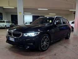 Nero Usata 2021 BMW 318 Luxury Line Station wagon | 24.990 € (Ottimo prezzo)