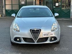 Grigio Usata 2013 Alfa Romeo Giulietta Exclusive Tre volumi | 4300 € (Super prezzo)