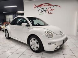 Bianco Usata 2001 VW Beetle Tre volumi | 2900 € (Buon prezzo)