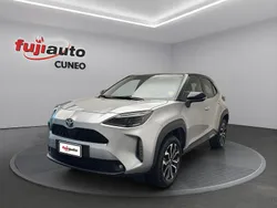 Silver met e black Usata 2021 Toyota Yaris Hybrid Trend | 21.400 € (Buon prezzo)