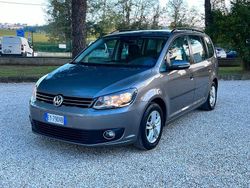 Grigio Usata 2011 VW Touran Monovolume | 3900 € (Buon prezzo)