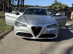 Argento Usata 2018 Alfa Romeo Giulia Business Tre volumi | 18.000 € (Ottimo prezzo)