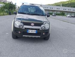 Verde Usata 2006 Fiat Panda 4x4 Cross Due volumi | 5800 € (Buon prezzo)