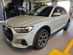 Bianco Usata 2024 Audi A1 Business Due volumi | 27.900 € (Molto cara)