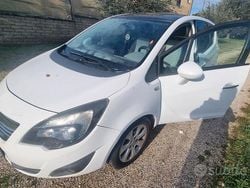 Bianco Usata 2012 Opel Meriva Monovolume | 3500 € (Ottimo prezzo)