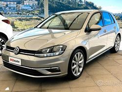 Grigio Usata 2017 VW Golf VII Highline Tre volumi | 13.990 € (Buon prezzo)