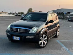 Usata 2006 Ssangyong Rexton SUV | 2500 € (Cara)