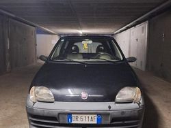 Nero Usata 2008 Fiat Seicento Due volumi | 2490 € (Buon prezzo)